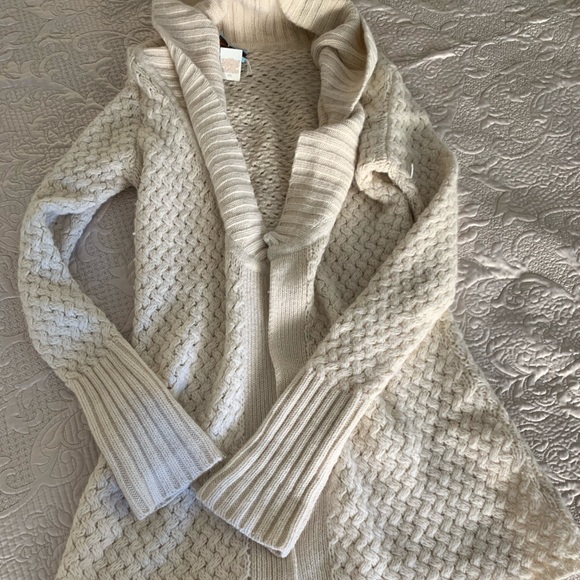 Marciano Stylish Cream Large Cardigan - Picture 1 of 8